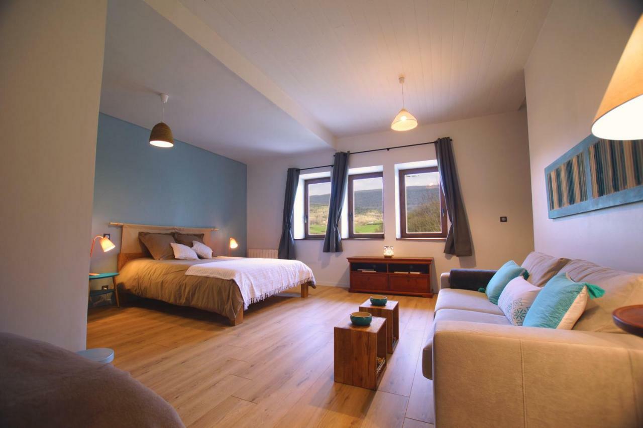 Terres De La Grange Bed and Breakfast Cuisiat Εξωτερικό φωτογραφία